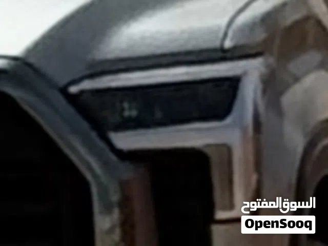فنارات تايوتا تندرا 2023