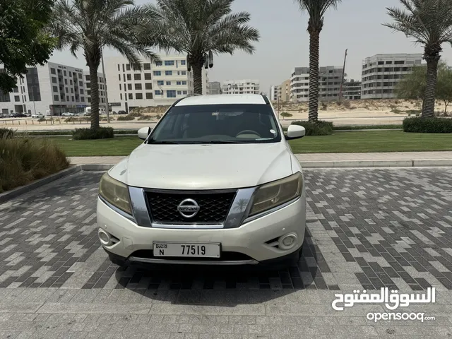 Nissan / Bathfindar