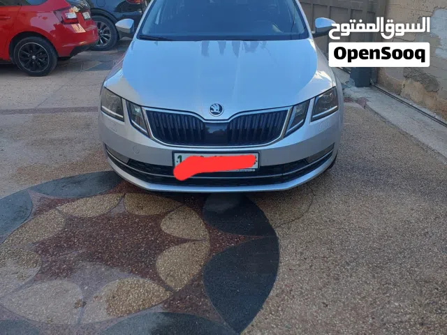 2018 سكودا اوكتافيا Ambition