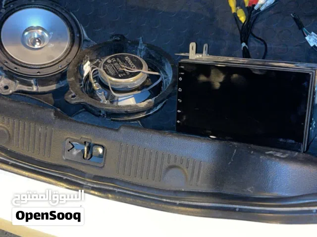 سماعات وشاشه حق كورلا او تيدا او يارس يركبون حته هوندا