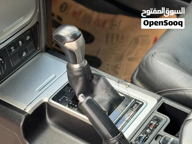 Used Toyota Land Cruiser in Tulkarm
