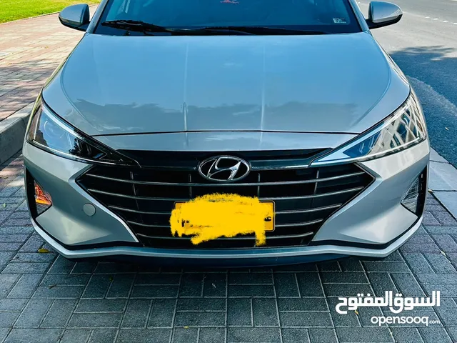 Elantra 2019