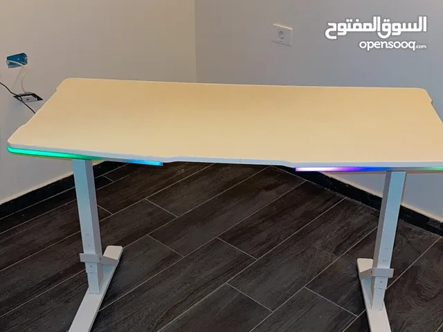 طاولة جديده الله يبارك