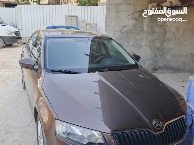 ما شاء الله سكودا اوكتافيا 2015 مطور 1.4تيربو ماشيه 71الف كيلو فتحة بانوراما السياره بالصلاة علنبي