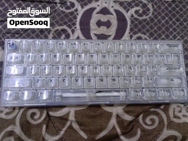 كيبورد red redragon k 617 شفاف ممتاز جدا للالعاب و صوتو كريمي