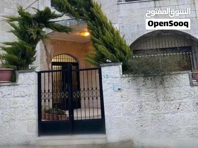 240 m2 3 Bedrooms Villa for Sale in Amman Tla' Ali