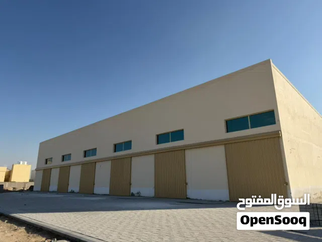 للبيع مجمع مستودعات استثماري دخل قوي الجرف الصناعية – عجمان