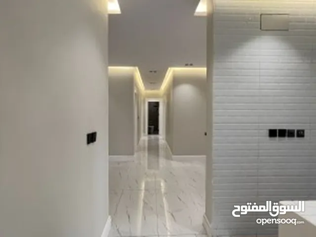 140 m2 4 Bedrooms Apartments for Sale in Jeddah As Salamah