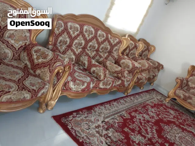 جلسة لسبع أشخاص للبيع