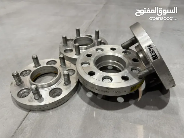 سبيسرات ديفندر