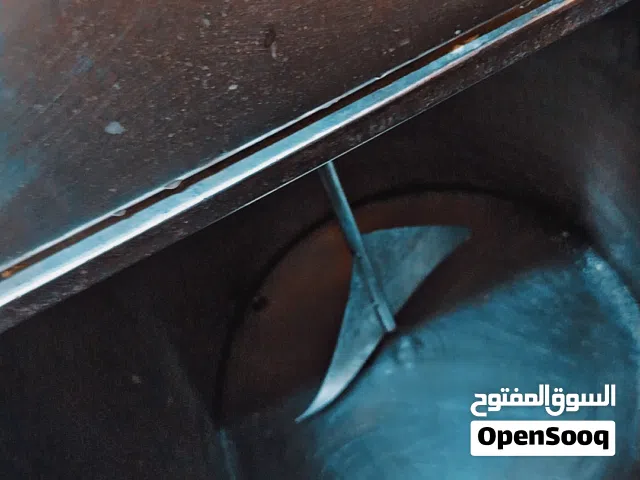 كولر شنينة للبيع   استخدام بسيط جدا   ختم الشركة  حجم 75لتر وكالة  تفصيل فخامة  فل انفيرتر موفر كهرب