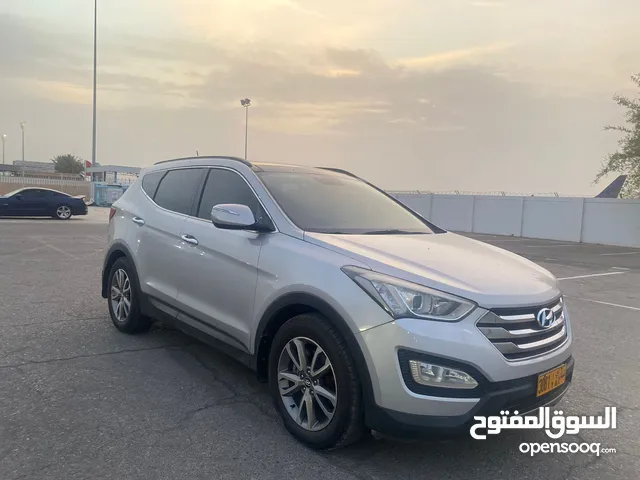 Used Hyundai Santa Fe in Muscat