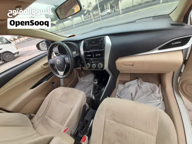 2019 تويوتا يارس E