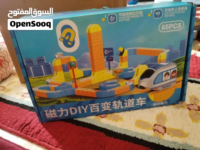 لعبة قطار مغناطيسي DIY  65 قطعة - ممتعة وذكية  مستعمل يومين فقط  سعر حلو  للتواصل خاص