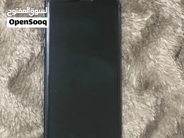 Apple iPhone 11 128 GB in Al Sharqiya