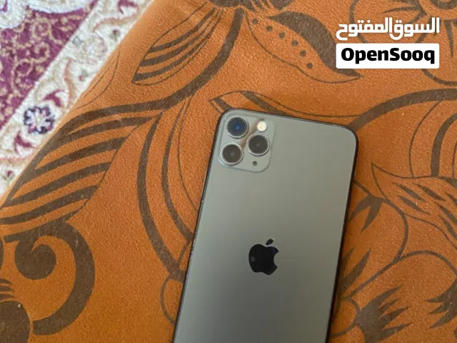 Apple iPhone 11 Pro Max 256 GB in Al Sharqiya