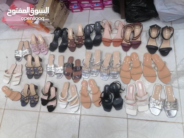 أحذية نسائية جرد أخر السنة