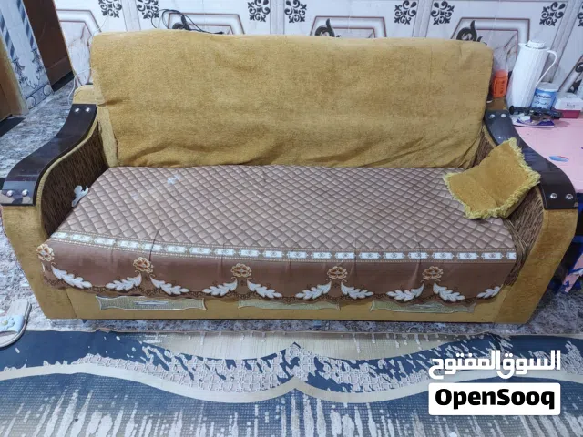 قنفات صاله مستعمل 5 قطع نضافه 80% قنفات صاله 5 قطع يحتاجن شوي تعديل بالخشب مالتهن القماش كلش نضيف