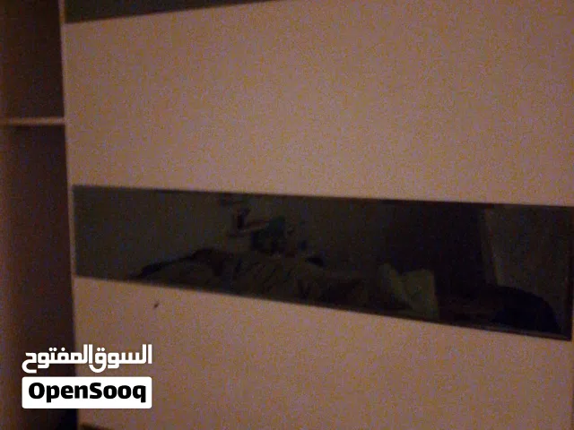 دولاب ملابس