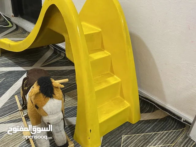 حصان وسرسيحة أطفال