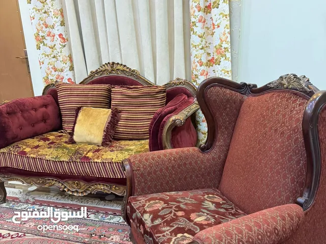 اثاث نضيف استخدام قليل