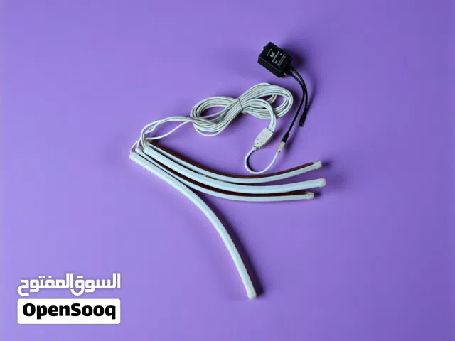 اضاءة داخلية للسيارة بالألوان