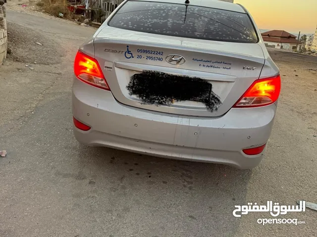 هونداي اكسنت 2015 اتوماتيك. ديزل تعليم سياقة للبيع
