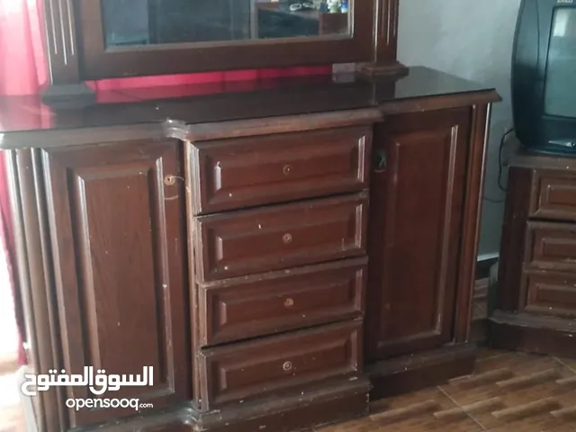 غرفة نوم للبيع في وادي سير