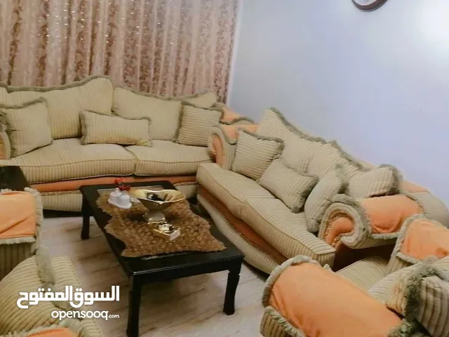طقم كنب ظهر متحرك ومقعد متحرك