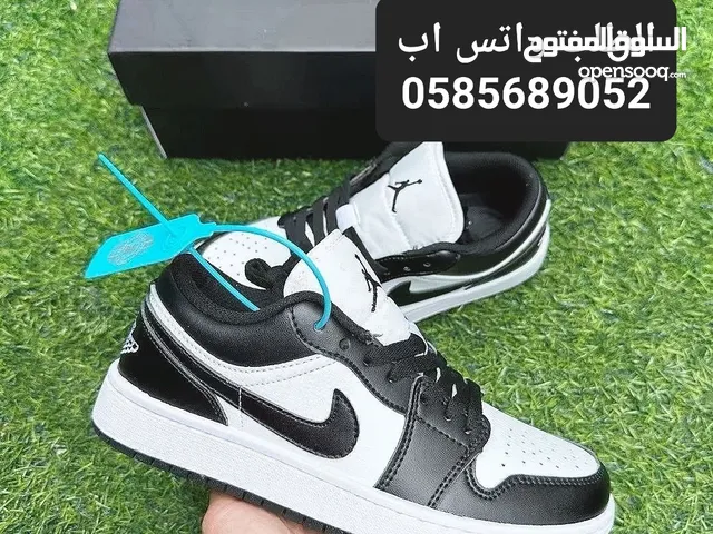 عروض على أجمل أحذية نايك رجالي ونسائي جوردان jordan..اير نايك Air nike بسعر العرض اليوم