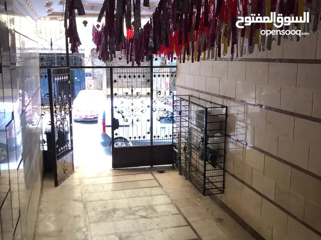 Unfurnished Shops in Giza Faisal