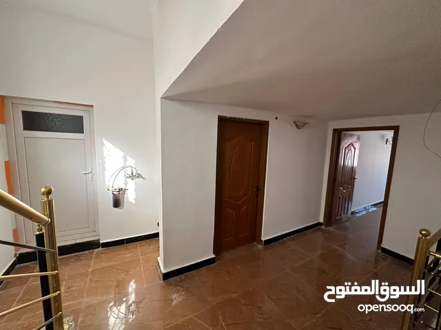 300 m2 More than 6 bedrooms Apartments for Rent in Basra Oman