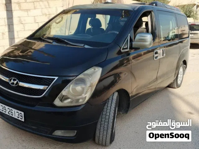 2009, هيونداي, H1, GL