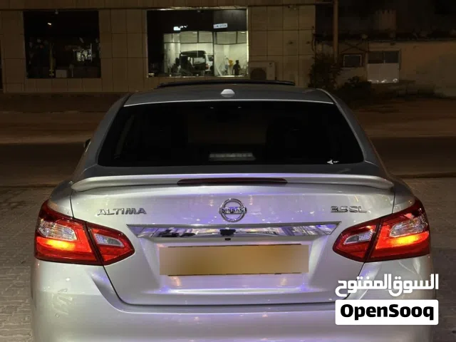 التيما مستخدم الثاني نظيف