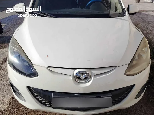 MAZDA ZOOM 2 2012 نظيفة جدا للبيع