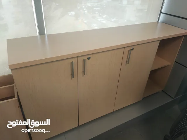 مكاتب اجنبي بحاله ممتازه مقاسات مختلفه