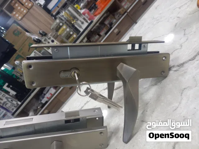 ايدي ابواب للمنزل الخارجي والداخلي ومتوفر لدينا خدمة التوصيل حسب المنطقه من مؤسسة ابراهيم العكش