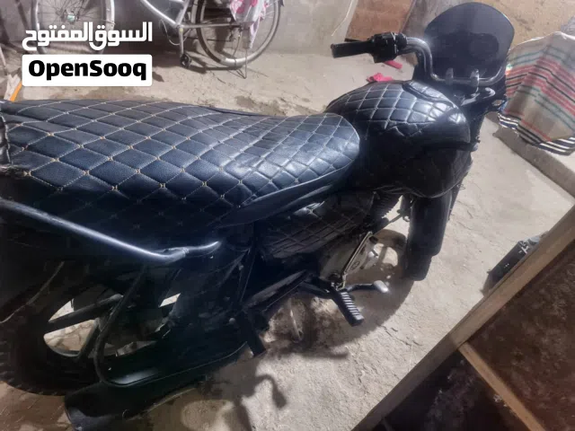 2021 باجاج بوكسر
