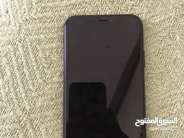 Apple iPhone XR 128 GB in Al Ain