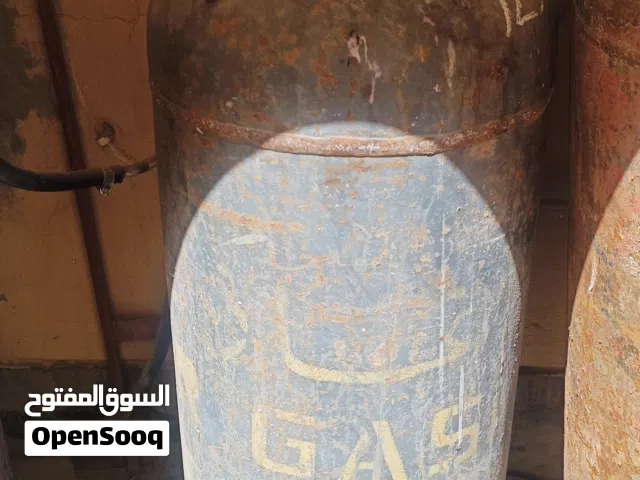 Nadir Gas Cylinder with regulator and stove