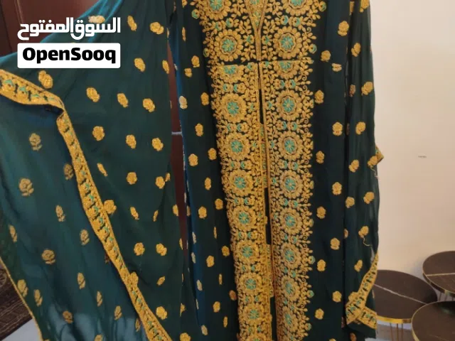 ملابس نسائية