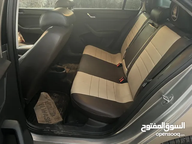 سكودا رابيد 2015