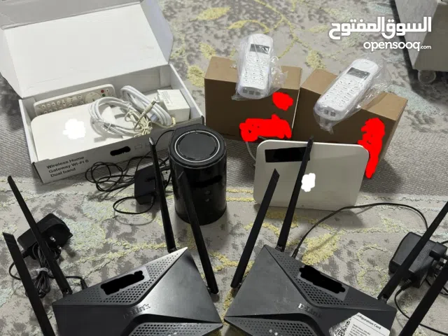 4 router’s and 2 new telephone and receiver