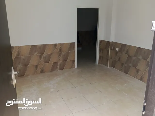 شقة مدخل خاص مناسبة مكتب حضانة عيادة