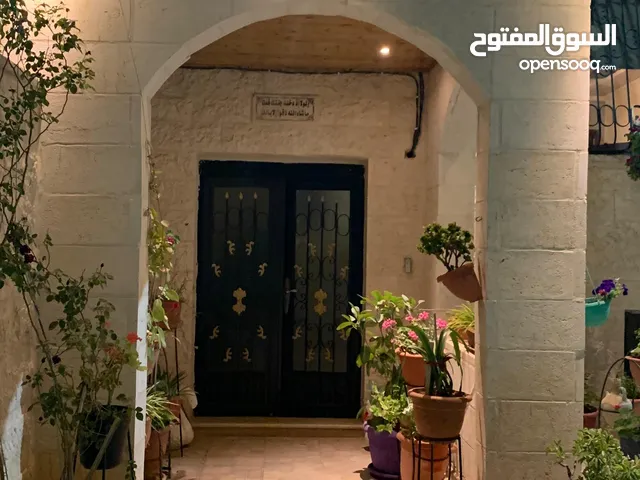 170 m2 5 Bedrooms Apartments for Rent in Irbid Al Husn