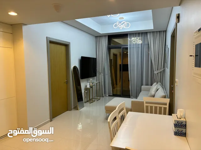 شقة في دبي برج بن أيكون البزنس بي اطلالة جميلة ورائعة 5 دقائق عن برج خليفةشقة في دبي برج بن أيكون ا