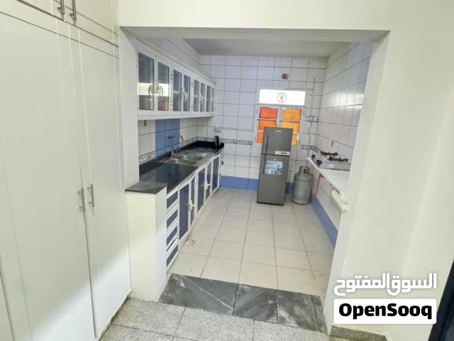سكنك عندنا سكن مرتب بأفضل الاسعار نوفر لكم: شقق – استديوهات – غرف مفروش وغير مفروش حسب الطلب