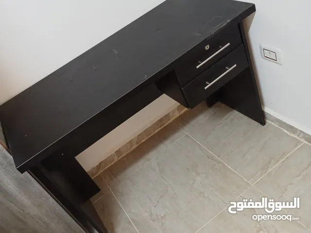 مكتب للبيع