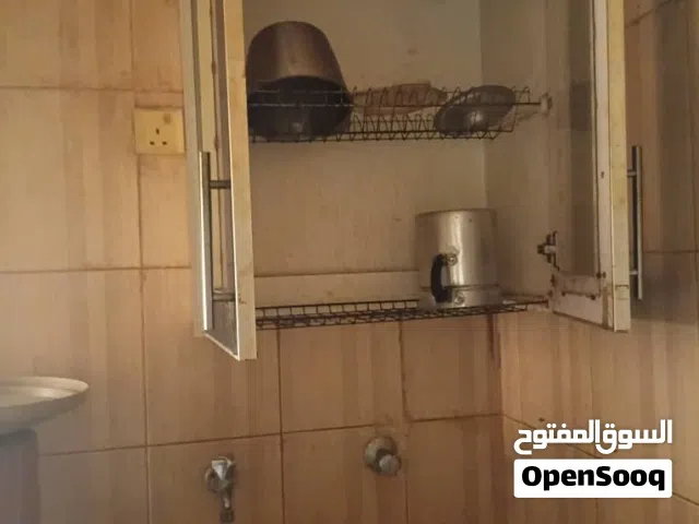 مطبخ المونيوم *تركي اصلي* شامل المغسلة والرخام 3 امتار السعر للمتر الوووووواحد *تم التخفيض من 2500