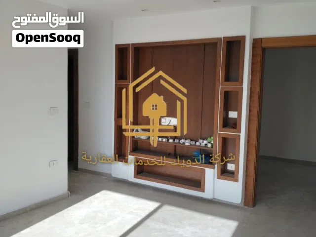 شقة * سوبر ديلوكس * 3نوم * مطلة * موقع مميز * طريق المطار